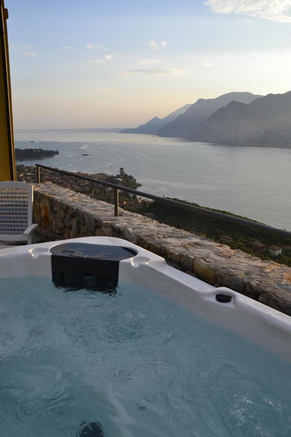 Appartamenti Casa Palazzina Malcesine Exterior photo
