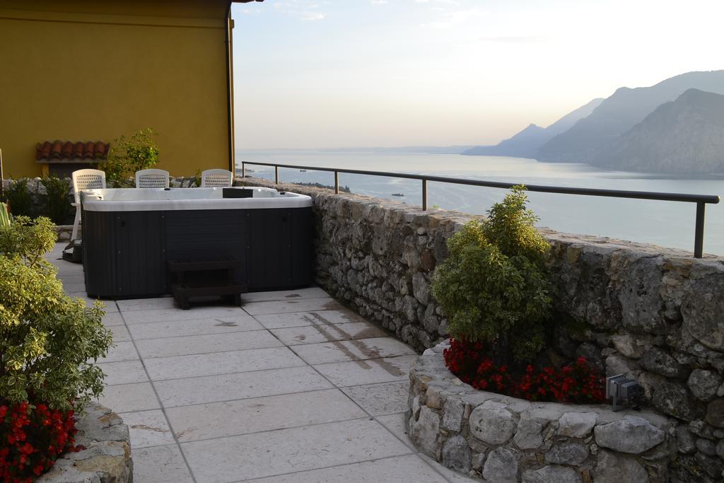 Appartamenti Casa Palazzina Malcesine Exterior photo